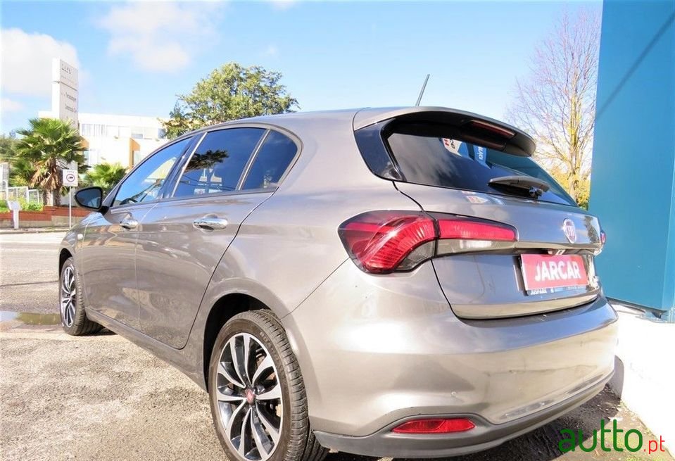 2019' Fiat Tipo photo #3