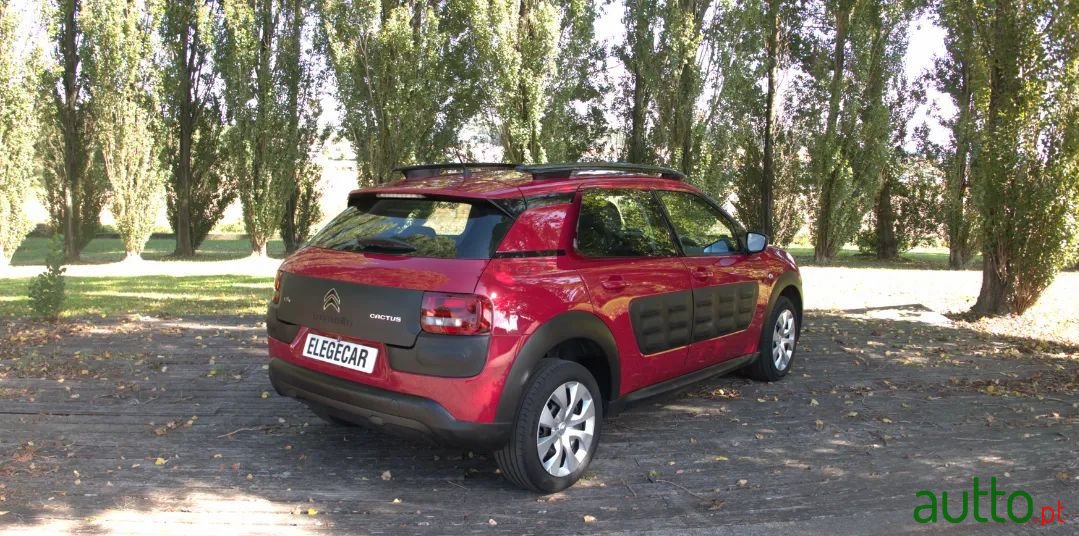 2016' Citroen C4 Cactus photo #3