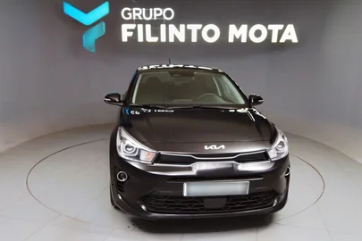 2023' Kia Rio