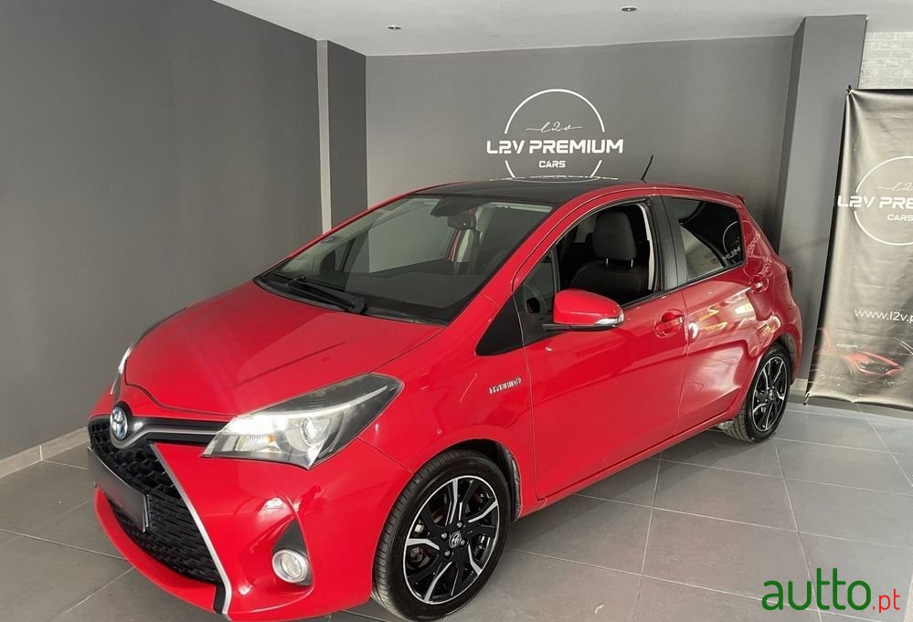 2016' Toyota Yaris photo #1