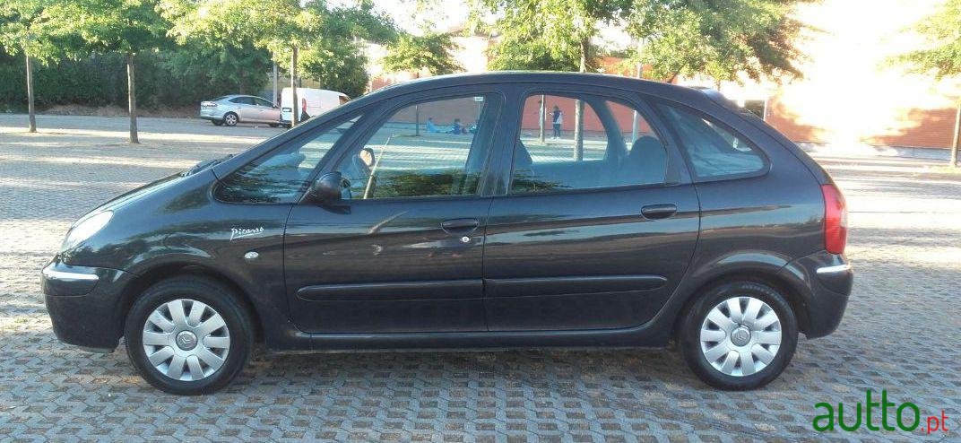 2006' Citroen Xsara Picasso photo #2