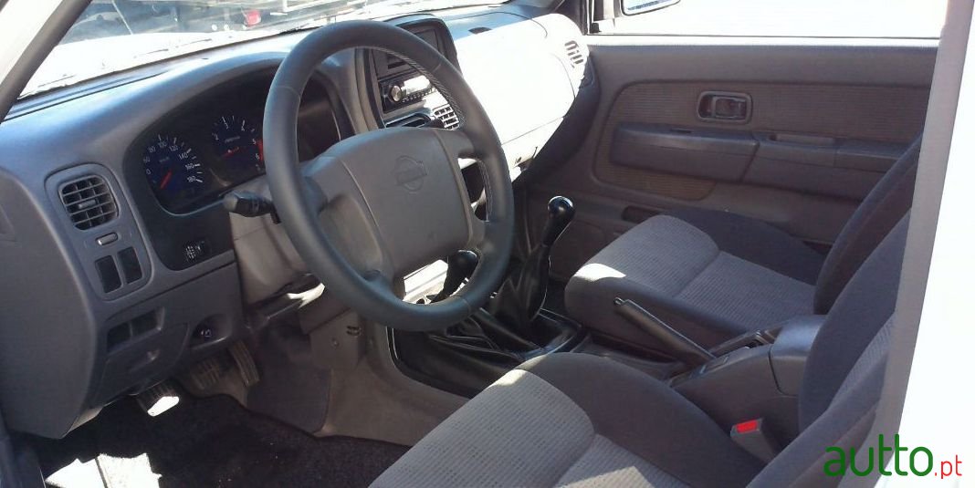 2001' Nissan Pick-Up photo #3