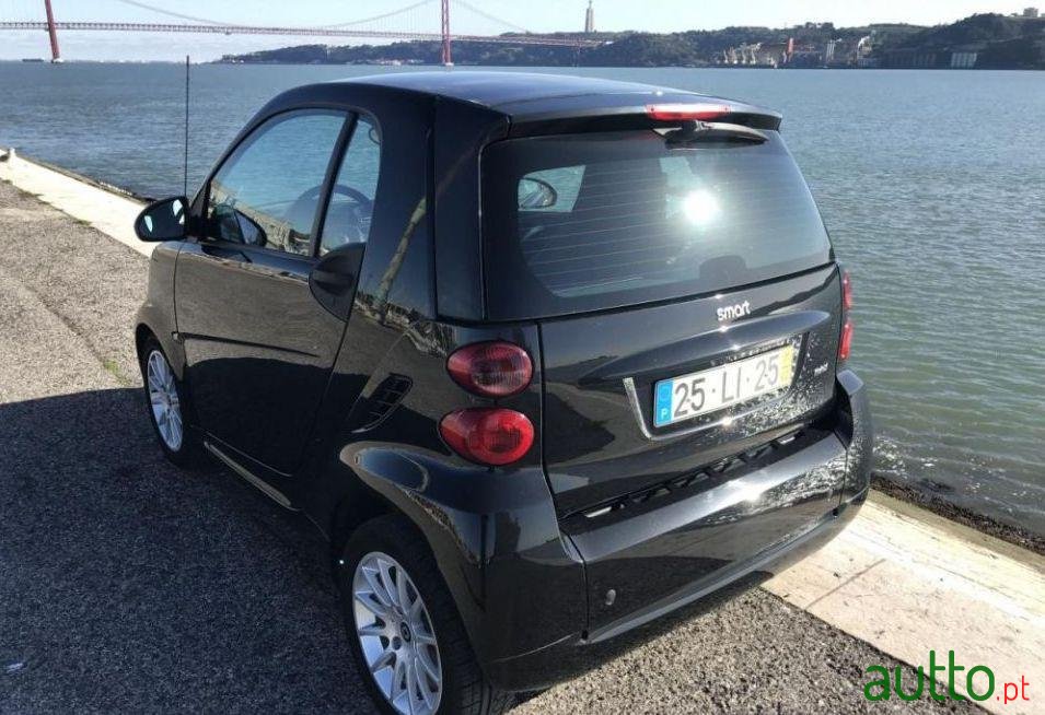 2011' Smart Fortwo photo #4