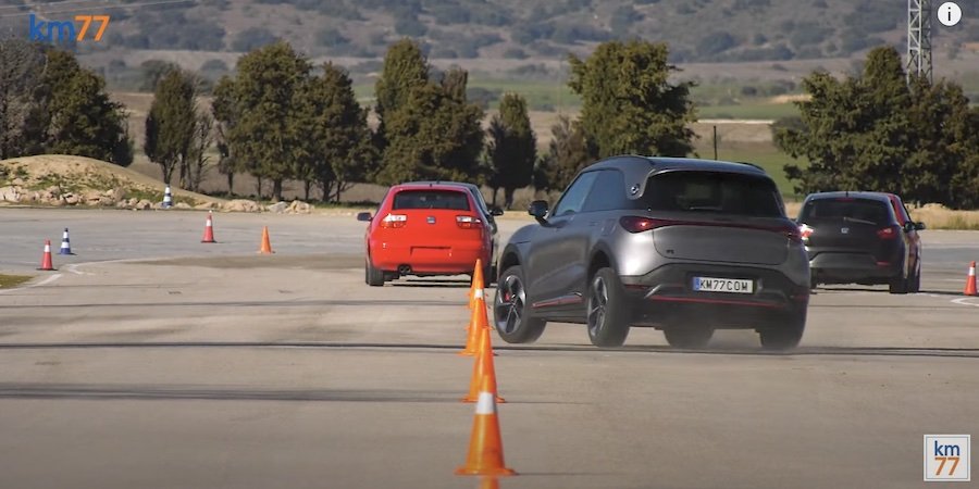 Watch Smart Brabus #1 Fail The Moose Test Spectacularly
