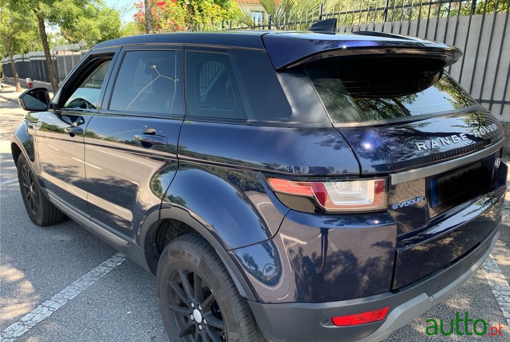 2018' Land Rover Range Rover Evoque photo #3