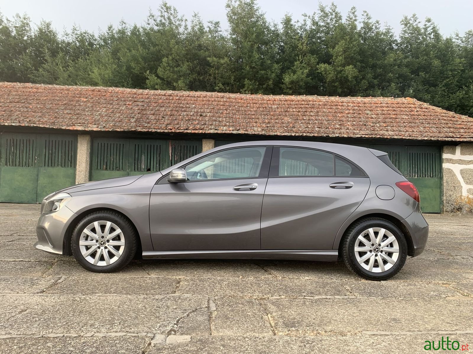 2016' Mercedes-Benz A-180 photo #4