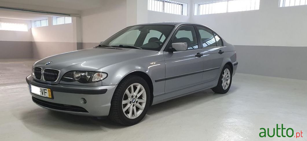 2003' BMW 320 photo #1