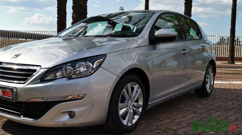 2015' Peugeot 308 1.6 Ble Hdi Active photo #2
