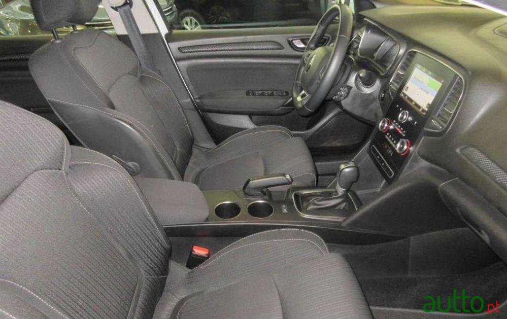 2017' Renault Megane photo #1