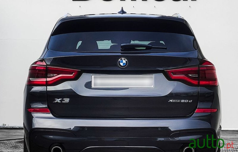 2019' BMW Série X 20 D Xdrive Pack M photo #5