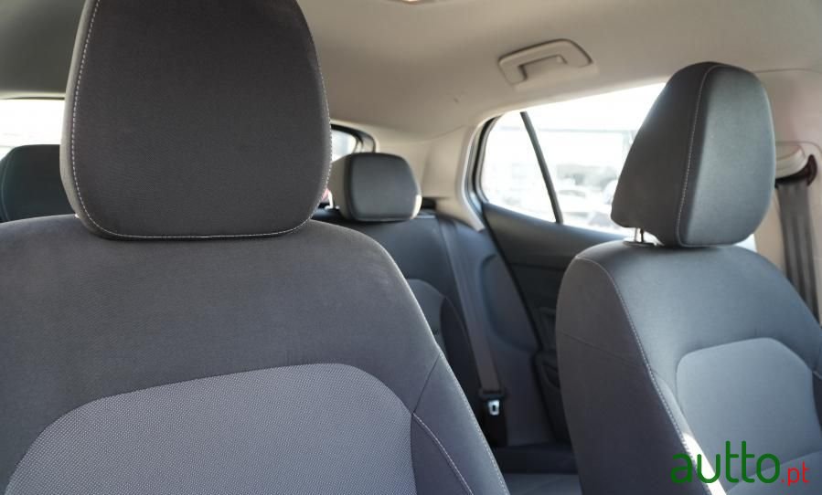 2023' Skoda Fabia 1.0 Mpi photo #6