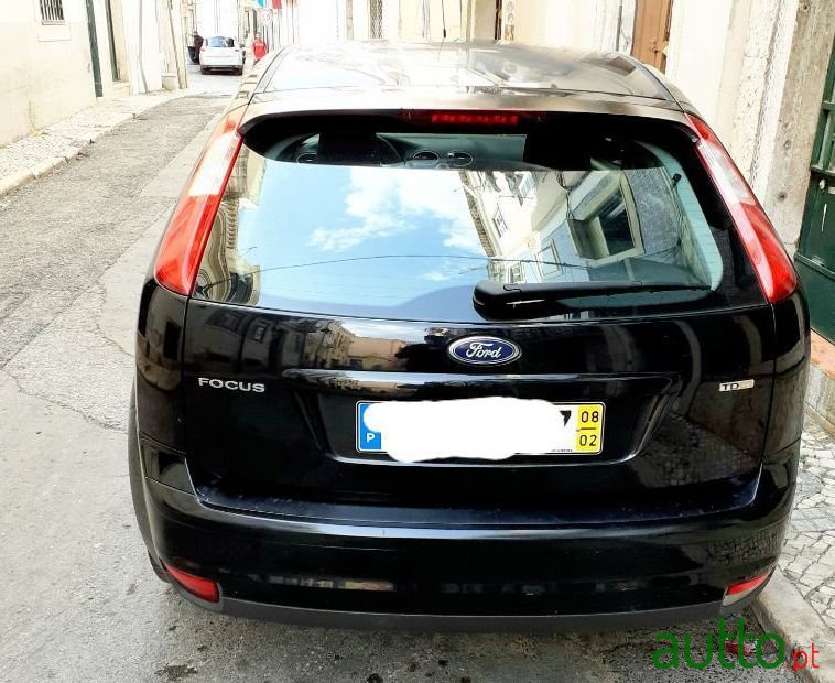 2008' Ford Focus photo #2