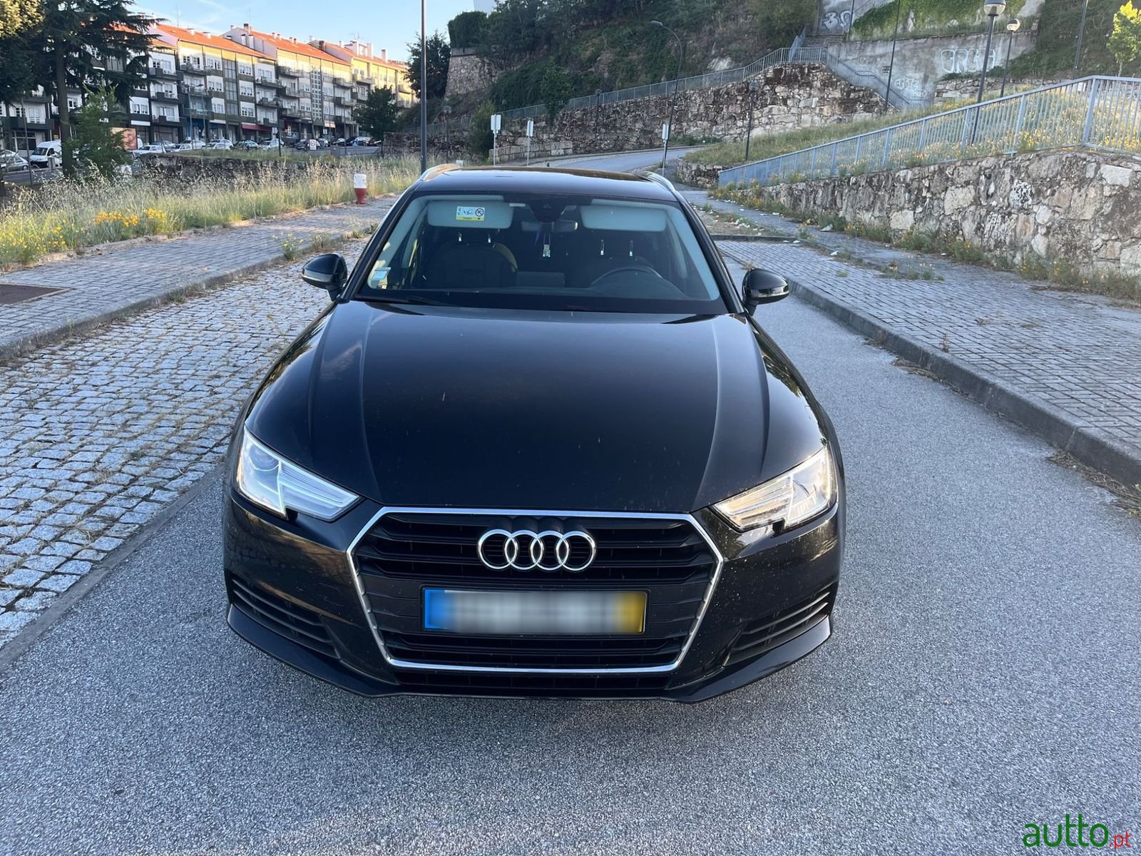 2018' Audi A4 Avant photo #1