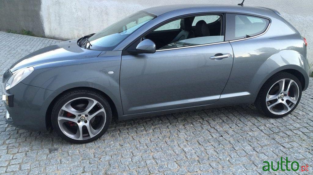2011' Alfa Romeo MiTo 1.3 jtd distinctive 5kq photo #2