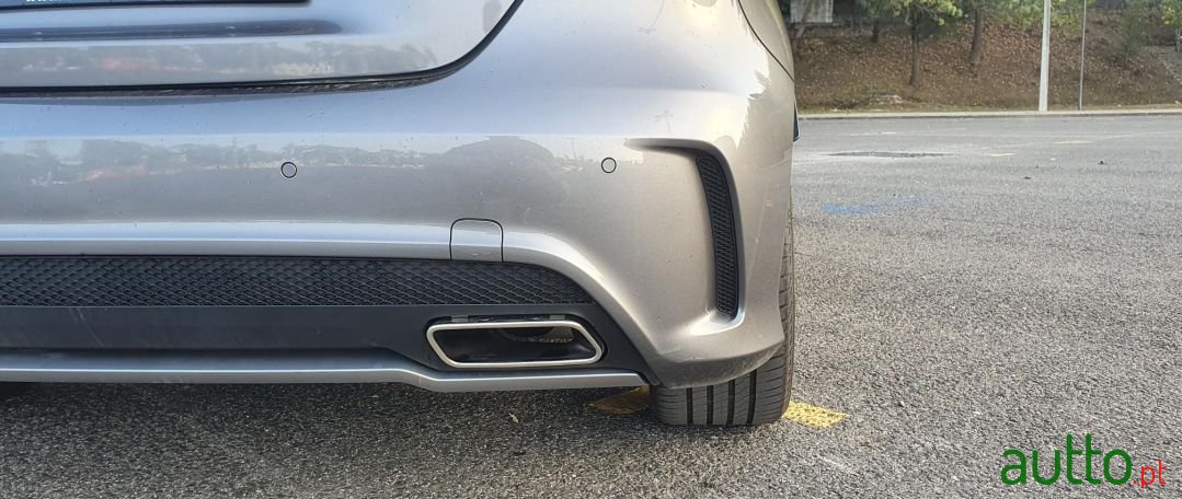 2015' Mercedes-Benz A-45 Amg photo #3