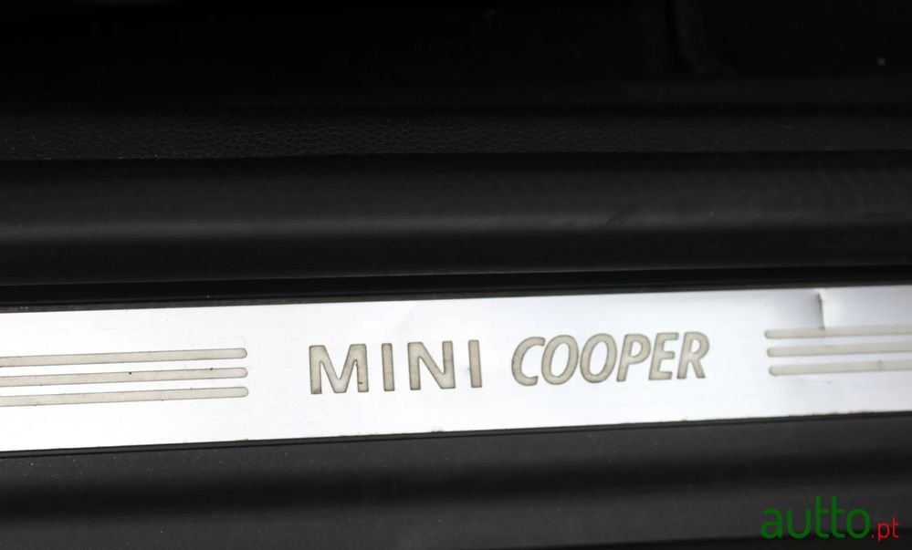 2008' MINI Cooper D photo #6