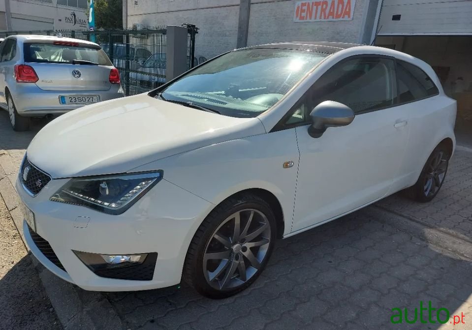 2013' SEAT Ibiza Ver-Sc-1-2-Tsi-Fr photo #1