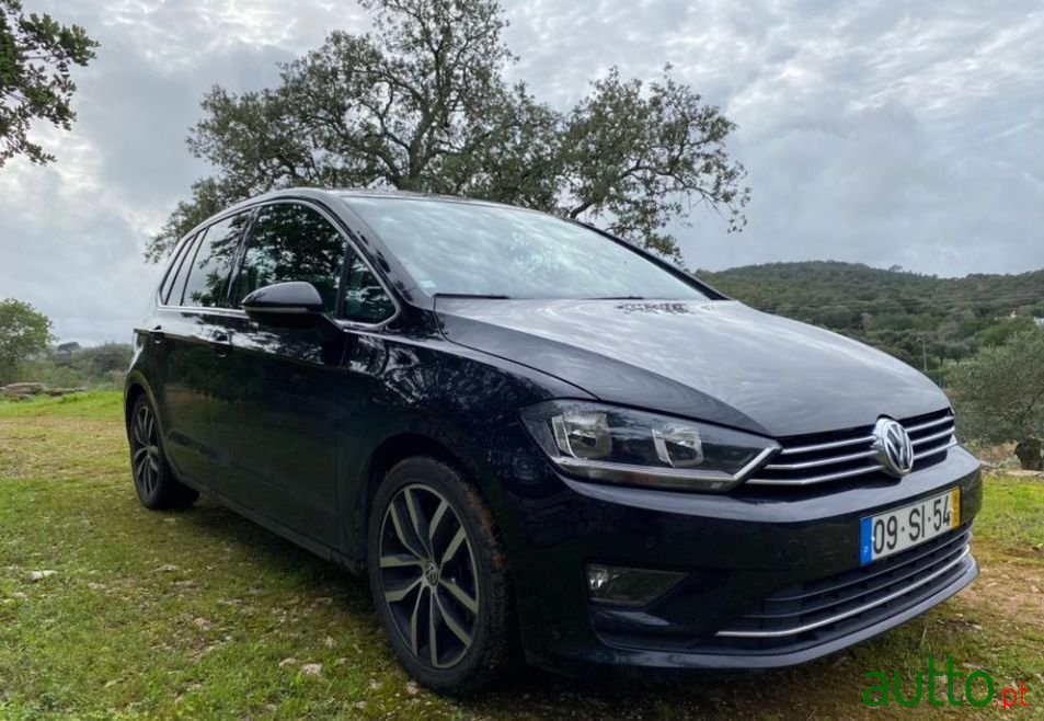 2016' Volkswagen Golf Sportsvan photo #4