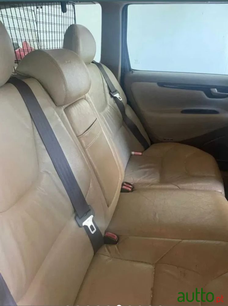 2001' Volvo V70 2.0 T photo #6