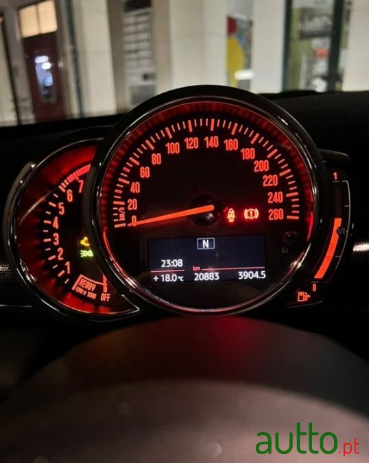 2018' MINI Cooper photo #6