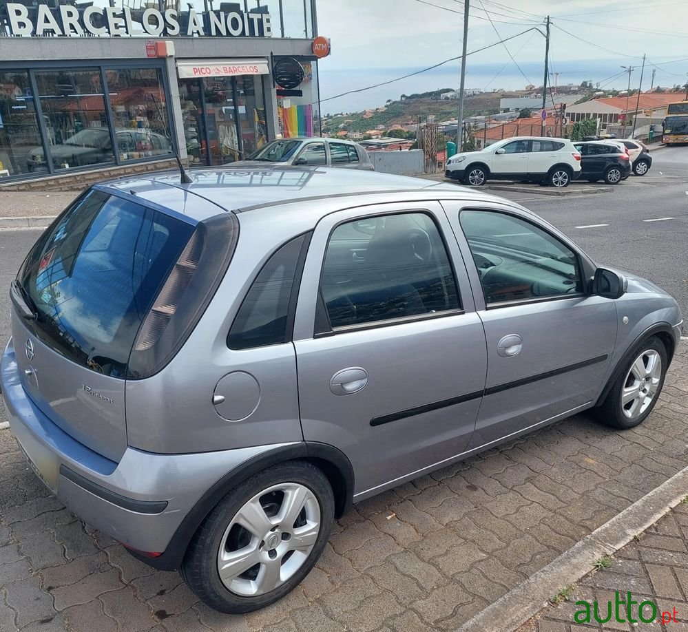 2005' Opel Corsa photo #4
