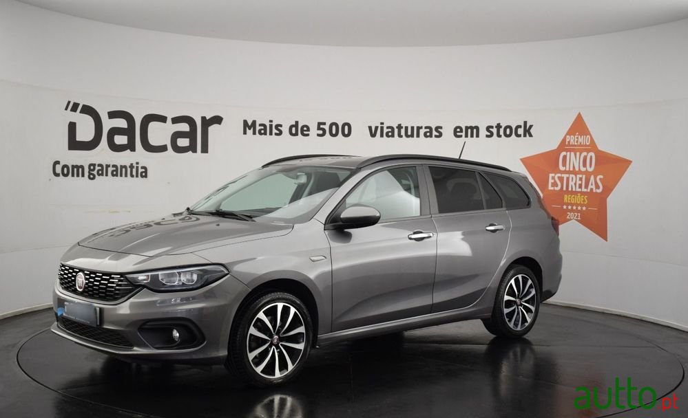2020' Fiat Tipo Station Wagon photo #3