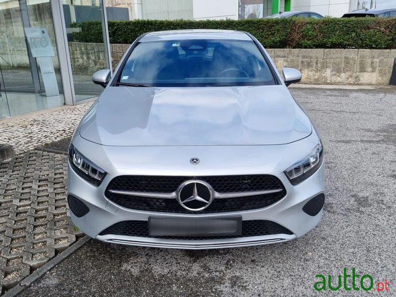 2023' Mercedes-Benz A 200 photo #6