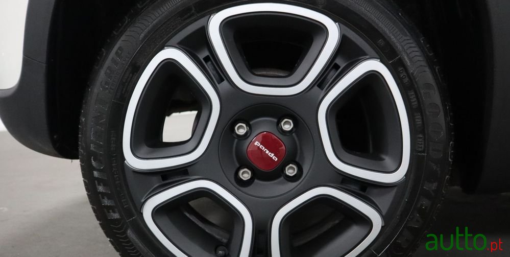 2022' Fiat Panda photo #6