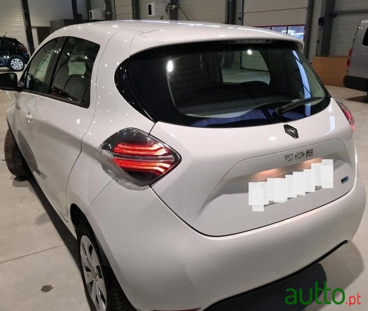 2021' Renault Zoe photo #3