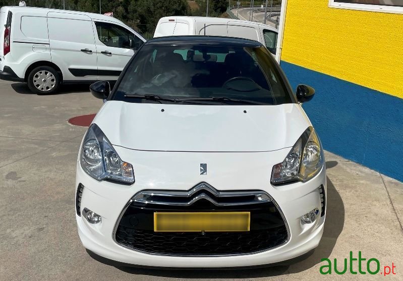 2015' Citroen DS3 photo #2