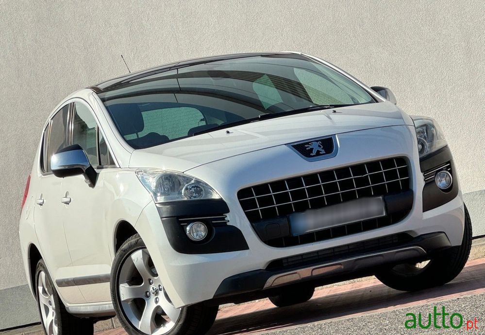 2012' Peugeot 3008 photo #1