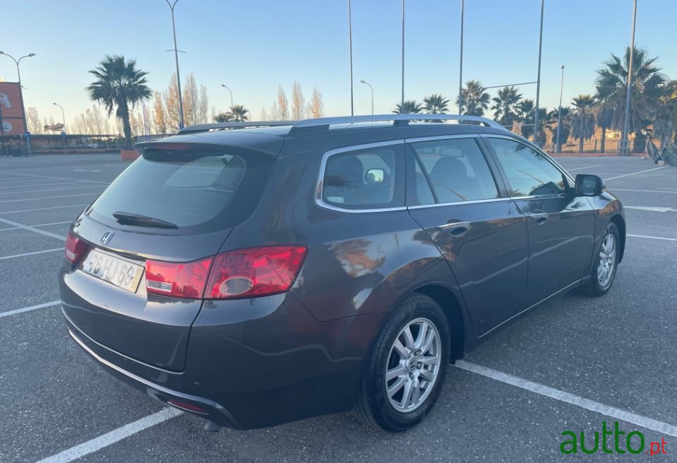 2009' Honda Accord Tourer photo #4