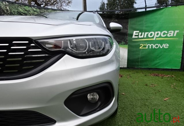 2018' Fiat Tipo Station Wagon photo #5