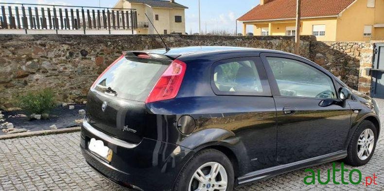 2007' Fiat Grande Punto photo #1