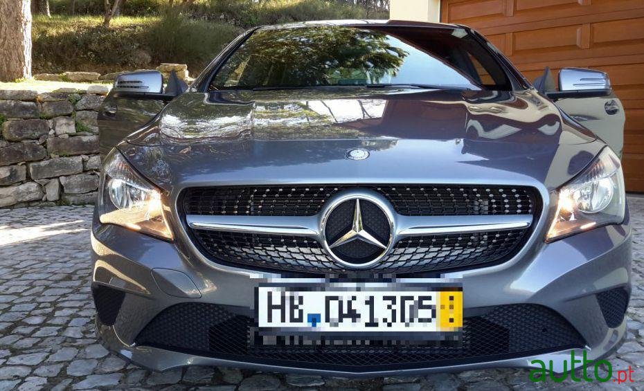 2015' Mercedes-Benz CLA 200 Cdi photo #1