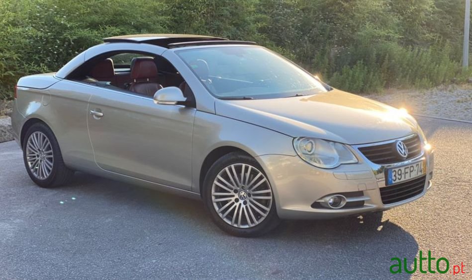 2008' Volkswagen Eos photo #4