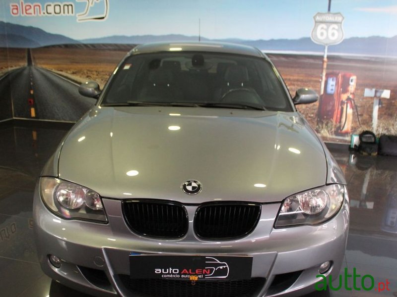 2009' BMW 118 photo #3
