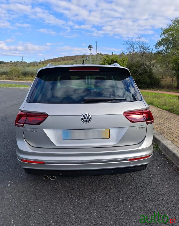 2017' Volkswagen Tiguan 2.0 Tdi R-Line photo #4
