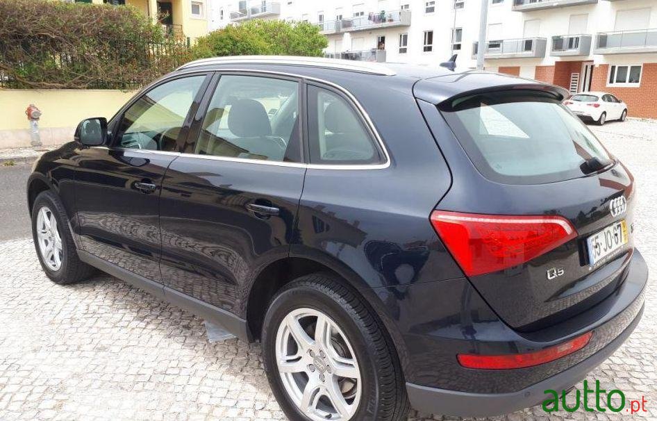 2010' Audi Q5 photo #2