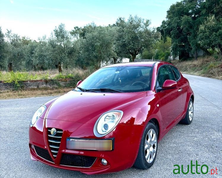 2012' Alfa Romeo MiTo photo #2