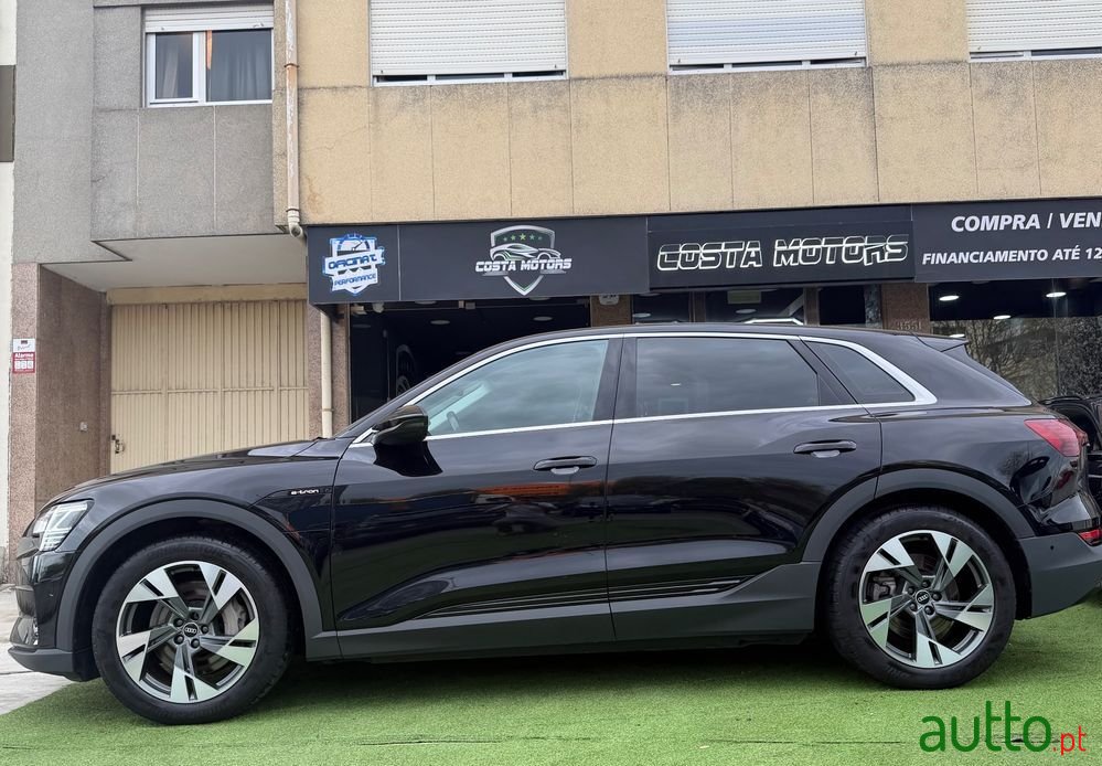 2020' Audi e-tron photo #4